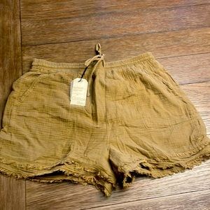 Cotton Bleu, new with tags, olive shorts